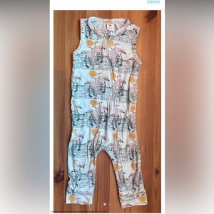 Kate Quinn romper 12m